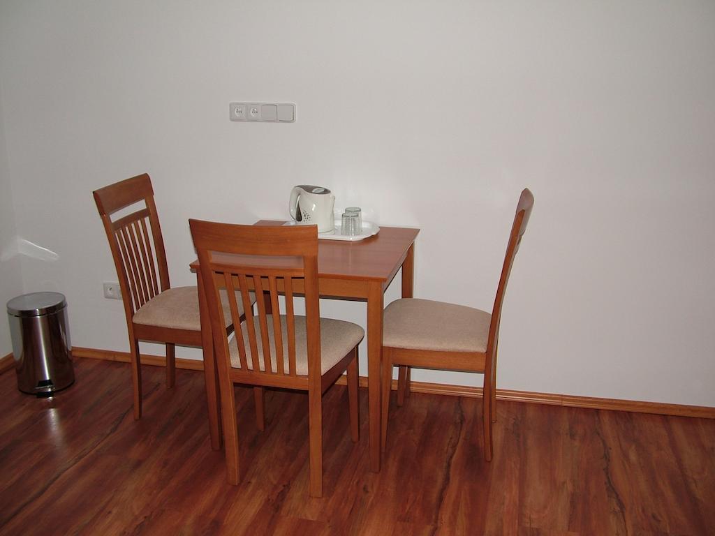 Penzion Rafael Poděbrady Zimmer foto